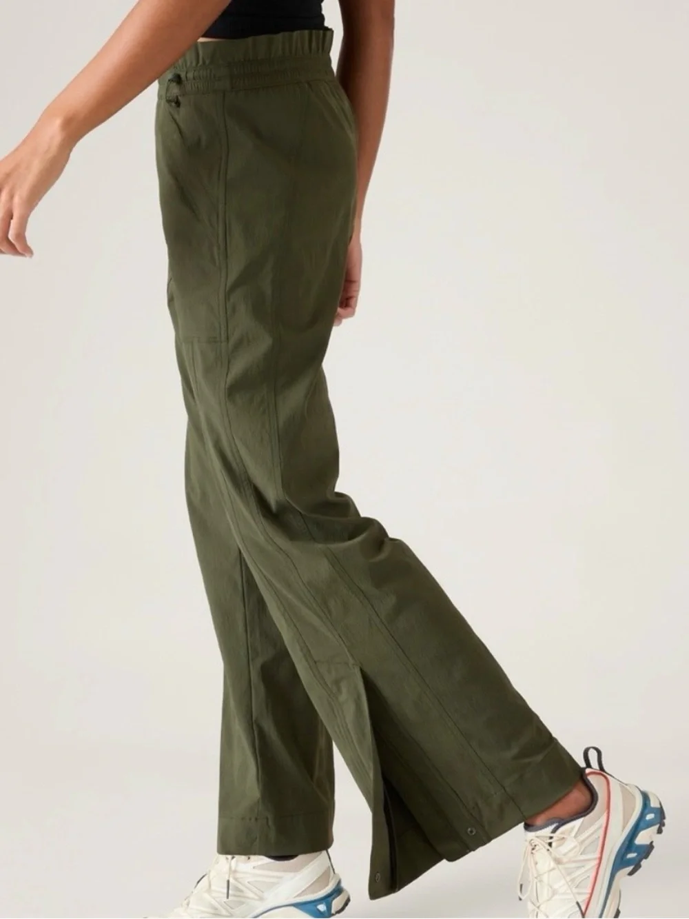 Athleta Trekkie High Rise Parachute Pant Olive Green Size 6